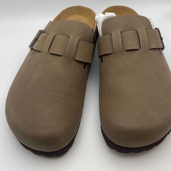 CUSHIONAIRE Slip-On Buckle Clog with Cork Footbed SIZE 6.5 BROWN - Picture 7 of 8